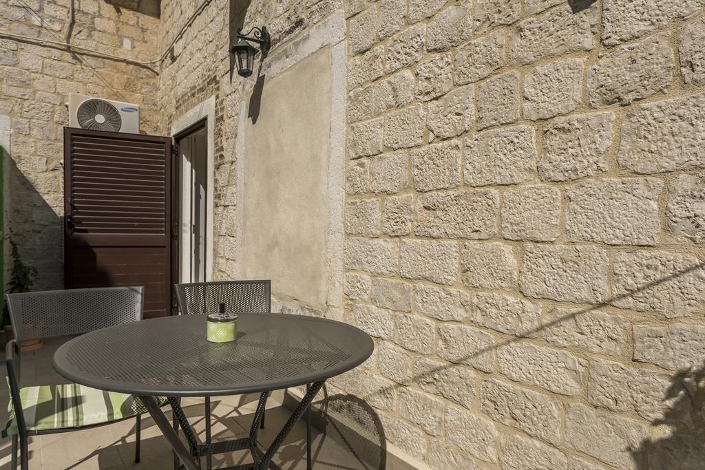 Apartment Carrara
